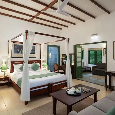 Reen Resorts Aanavilasam Plantation Thekkady Exterior photo