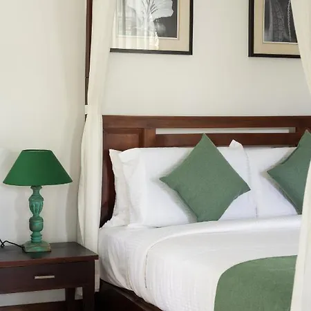 Reen Resorts Aanavilasam Plantation Thekkady Exterior photo