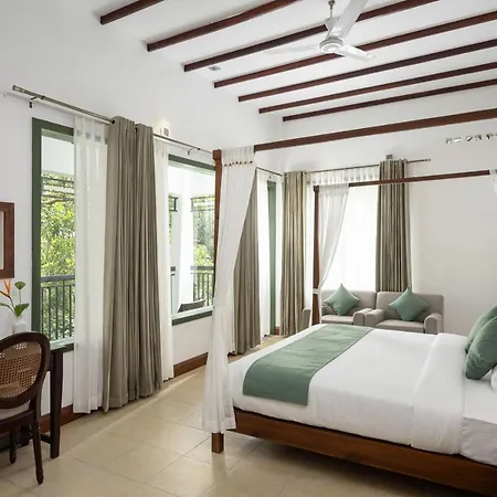 Reen Resorts Aanavilasam Plantation Thekkady Exterior photo