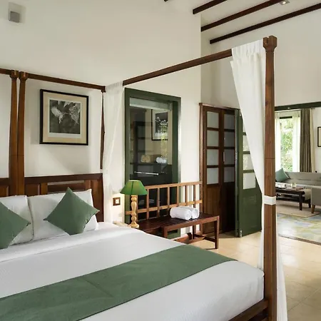 Reen Resorts Aanavilasam Plantation Thekkady Exterior photo
