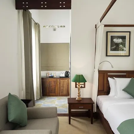 Reen Resorts Aanavilasam Plantation Thekkady Exterior photo