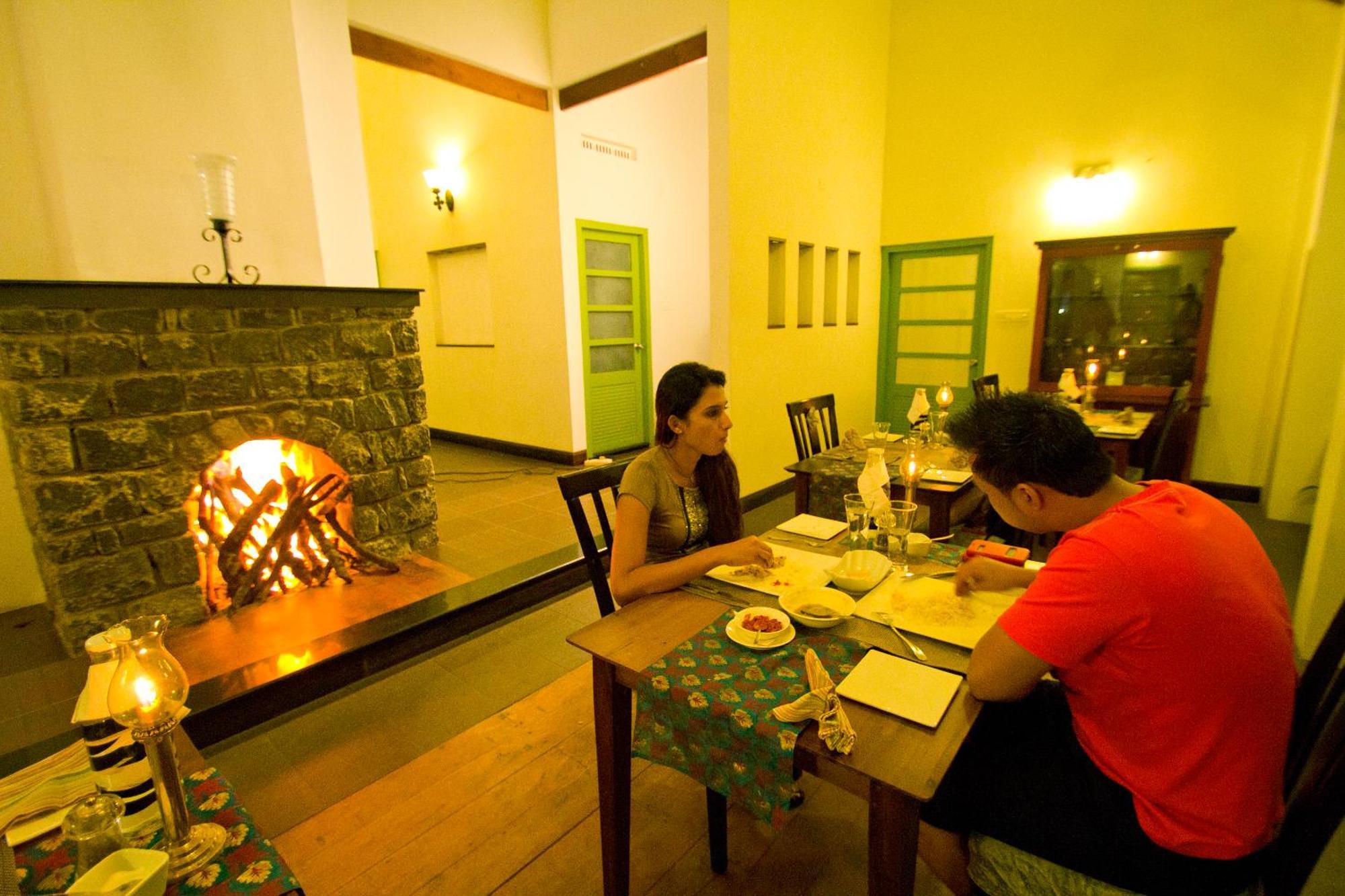 Reen Aanavilasam Plantation